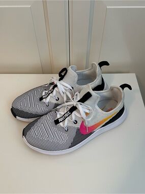Nike Free TR 8 Training shoes